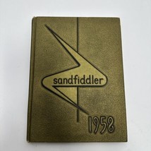 Original 1958 Morehead City High School Yearbook the Sandfiddler - £18.05 GBP