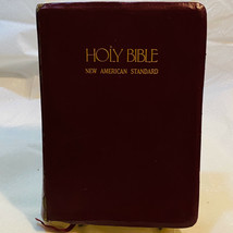 1985 Holman NASB New American Standard Bible Paragraphed Hardcover USA Lockman - £19.42 GBP