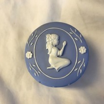 Vintage  Blue  Cameo Jewelry trinket box - 2 1/4 in diameter - $19.95