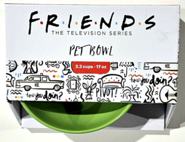 Friends The Television Series Pet Bowl 2.2 Cups 17oz - $585.59 MXN