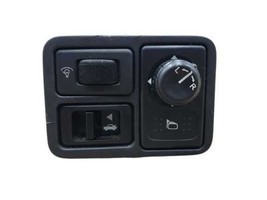  SENTRA    2002 Dash/Interior/Seat Switch 354184  - $26.93