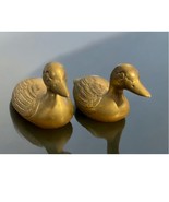 2 Medium Size Patina Brass Metal Floating Swimming Ducks Bird Animal Fig... - €26,78 EUR