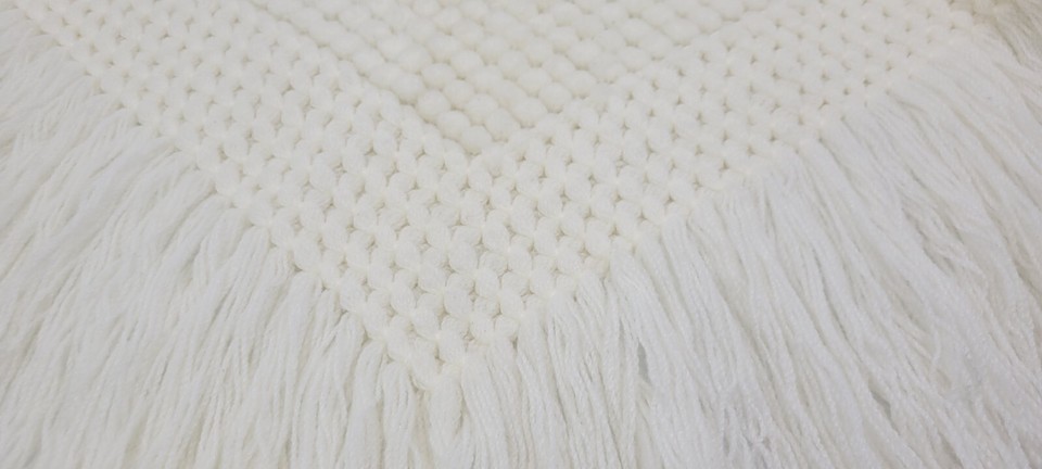 Vintage Boho Crotchet Style White Triangle Shoulder Shawl Fringed Scarf Wrap Item image 8