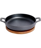 Milk Street 7.5” Everyday Cast Iron Pan with Magnetic Wood Trivet, Pre-S... - €57,41 EUR