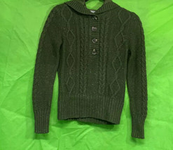 Delia Women’s Hooded Sweater Size M - $12.99