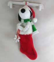 2013 Kurt S. Adler Peanuts Snoopy Plush Christmas Stocking &amp; Dangling Snowflakes - £10.07 GBP