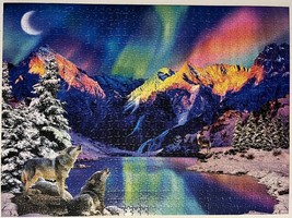 Buffalo Jigsaw Puzzle CALL OF THE WILD Wolves Aurora Borealis 1000 Pieces - $11.95