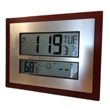 La Crosse Technology Atomic Digital Table Wall Clock Model:W86111 READ - $23.33