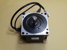 Yaskawa Electric SGMPS-08ACA61 AC Servo Motor 770525-1-2 3000rpm 750W Japan - $649.00