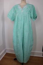 NWOT Country Store L Green White Seersucker Stripe Zip House Dress Robe ... - £23.00 GBP