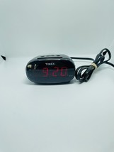 Timex Alarm Clock Works Night Light Snooze Electric Battery Backup Bedroom - $275.09 MXN