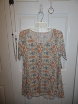 Ladies Lularoe Perfect Tee Small w Paparazzi Necklace&amp;2 Pair Earrings(26) - £17.00 GBP