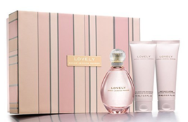 Lovely By Sarah Jessica Parker 3 piece gift set Parfum 3.4 oz Lotion 2.5 oz - £67.69 GBP
