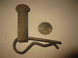 (TW-1) Short &quot; Sit Flush &quot; Trailer Hitch Pin w/ locking clip - used - $6.50