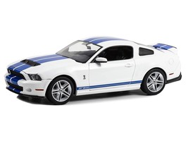 2011 Shelby GT500 Performance White with Grabber Blue Stripes 1/18 Diecast Model - $2,607.44 MXN