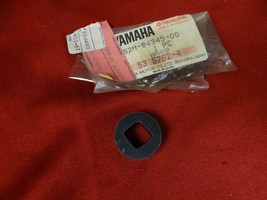 Yamaha Damper, Headlight, NOS 1985-02 YFS200 YFM200, 52H-84345-00 - £10.15 GBP