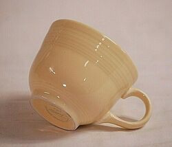 Fiesta Fiestaware 2-3/4" Light Yellow Coffee Mug Cup Homer Laughlin Chin... - $12.86
