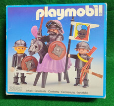 Playmobil 3329x Excellent!  Knight &amp; Squires  vintage 1986 - £12.44 GBP