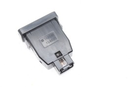 04-09 TOYOTA PRIUS PARKING BRAKE SWITCH E6022 image 3