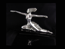 Erotic art deco statue / exotic nude Diana archer / Vintage mythical Nude - £607.32 GBP