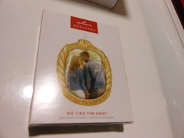 Hallmark Keepsake &quot;We Tied The Knot&quot; 2023 Photo Holder Ornament NEW OTHER - $6.68