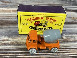 Vintage 1992 Matchbox Lesney Diecast Car No 26 - Orange ERF Cab Cement M... - $5.94