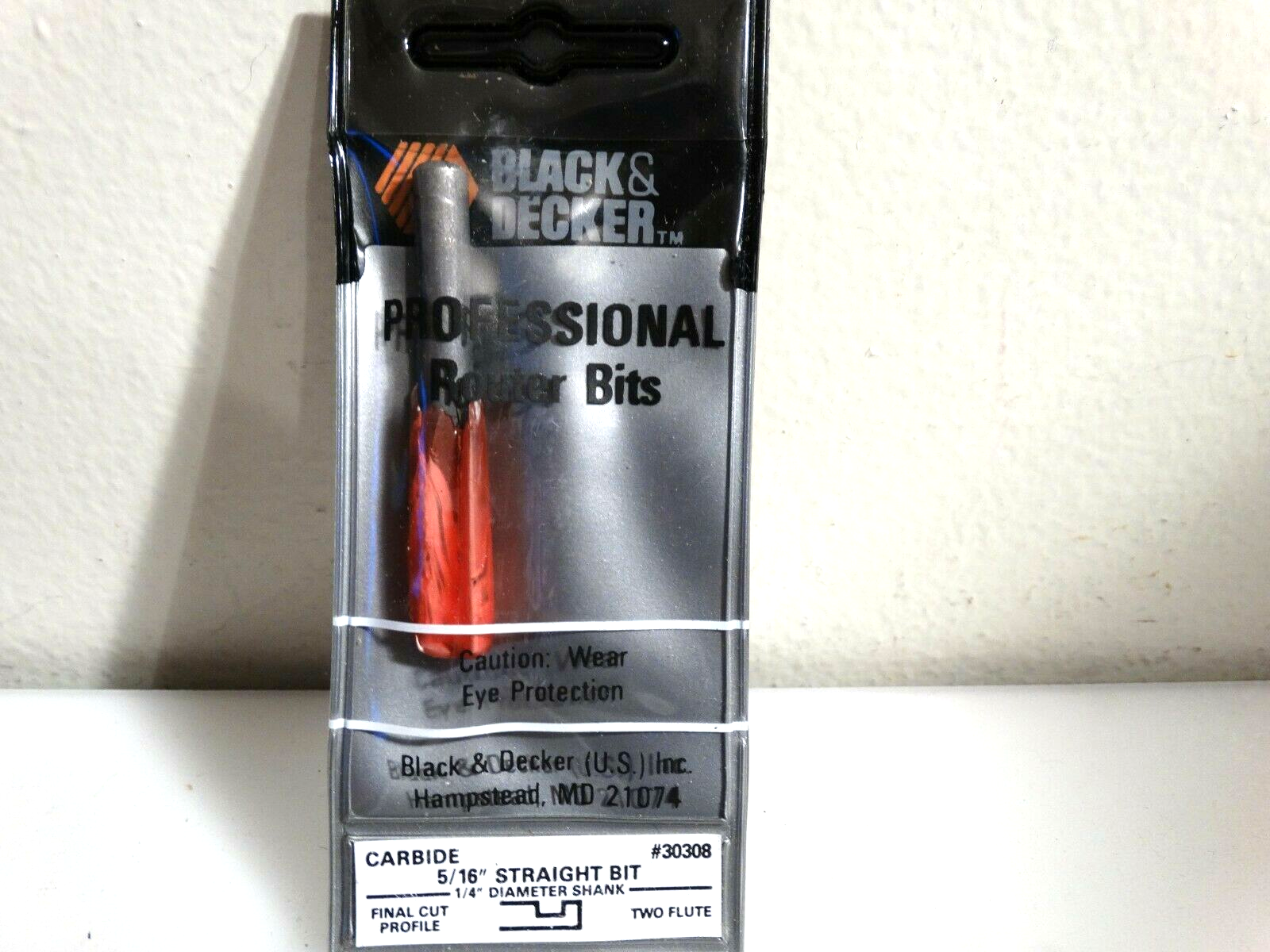 Black + Decker Carbide Tip 5/16" Straight Router Bit Double flute 1/4" shank - $5.45