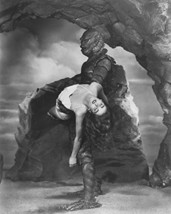 The Creature From The Black Lagoon 16x20 Canvas Giclee - £55.94 GBP