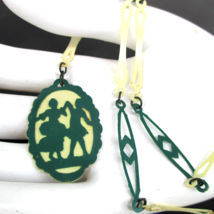 Art Deco Silhouette Necklace - Green Cream Paper Thin Celluloid Antique ... - $877.68 MXN