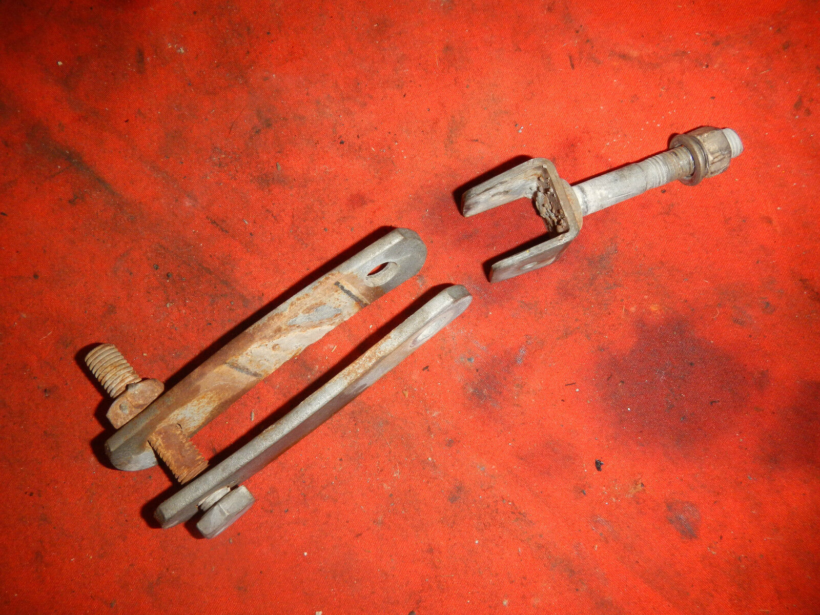 PASSENGER BUDDY FOOT PEG MOUNT HARD WEAR 1983 HONDA XR500R - $6.18