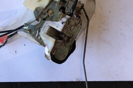 1999-2003 LEXUS RX300 REAR LEFT DRIVER'S SIDE DOOR ACTUATOR W/ DOOR HANDL ASSY K image 7