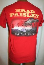 BRAD PAISLEY 2005 Time Well Wasted Concert Tour T-SHIRT Red Small COUNTR... - $11.87