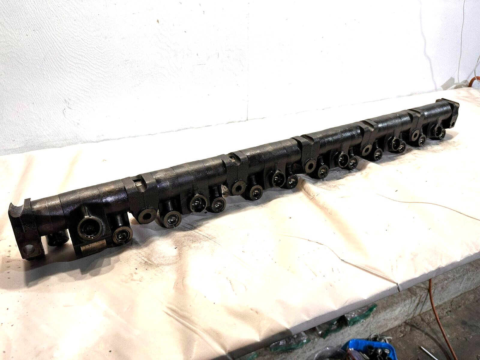 CUMMINS ISM11 10.8L DIESEL ENGINE CAM FOLLOWER ASSEMBLY 3064582 OEM 3821160 - $630.78