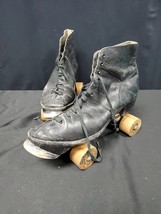 Cleveland Skate Co. Gloria Nord 100 Roller Skates Wood Wheels Men&#39;s Size... - $717.28 MXN