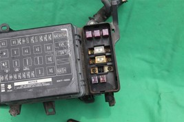 2000 Toyota Land Cruiser Engine Bay Front Fusebox Relay Junction Box 82677-60022 image 7