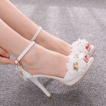 Crystal Queen Women Bride Shoes Toe High-heeled Butterfly Wedding Shoes Lace Flo - £39.25 GBP