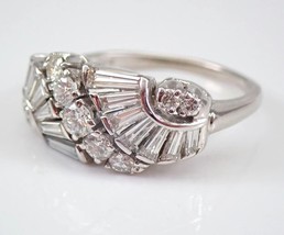 2Ct Rond Véritable Moissanite Vintage Engagement Ring 14K or Blanc Plaqué Argent - £149.04 GBP
