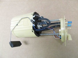 OEM 2014-2017 Chevrolet Chevy Cruze Fuel Gas Pump Module 13587221 - £85.36 GBP