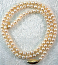 Lovely Genuine Pearl Necklace 14K Gold Safety Clasp 21.5&quot; long 5mm Beads - £198.32 GBP