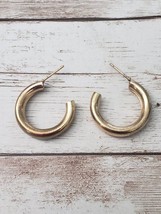 Vintage Earrings For Pierced Ears Gold Tone Design Hoops - Just Over 7/8&quot; - £7.18 GBP