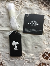 NWT/COACH X PEANUTS/SNOOPY/LEATHER Hang TAG/BLACK - £117.68 GBP