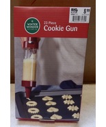 Cookie Gun 23 pc Winter Wonder 8 Tips &amp; 14 Plates Easy Cleaning NIB 251P - £5.98 GBP