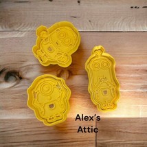 Minions Cookie Cutter &amp; Embosser Stamps Set kids tv movie  - $9.89