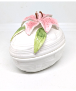 Vintage Egg Shape Lillie On Lid 3&quot; Tall 3.25&quot; China Wide Vanity Trinket ... - $13.56 CAD