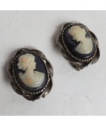 Vintage Cameo Clip Earrings Black &amp; White 1 Inch - $30.94 CAD