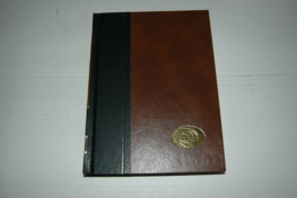 1982 World Book Yearbook Encyclopedia Scott Fetzer Company - $14.99
