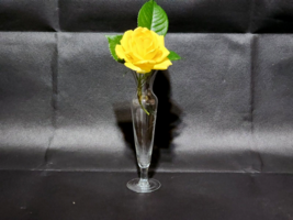 Vintage PRINCESS HOUSE 8&quot; Bud Vase - Etched HERITAGE Pattern With Scallo... - $19.18
