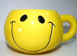 Big Yellow Smiley Face Mug Vintage 1998 Designed in USA Cup with Handle - £21.41 GBP