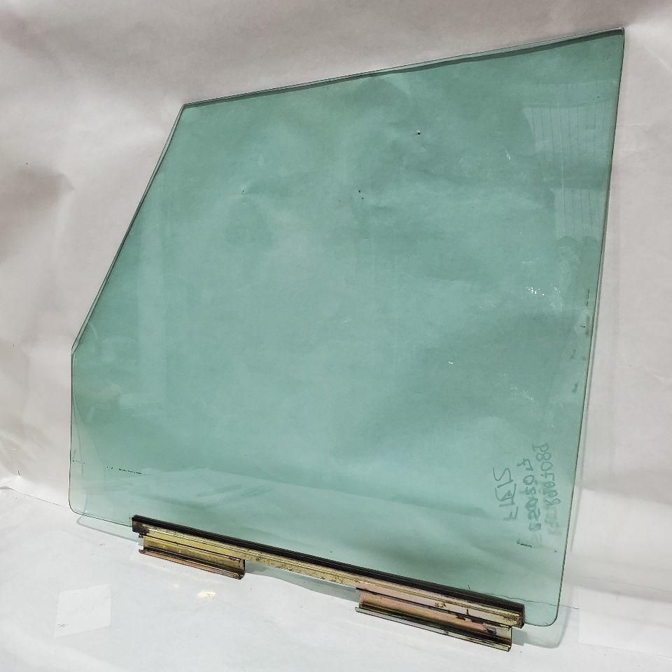 1987 1988 Range Rover OEM Front Right Door Glass  - $185.63