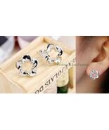 1 PAIR &quot;U&quot; Clip-On Silver Twist Star/ Gold Star MultiColored Stone Stud ... - €6,86 EUR